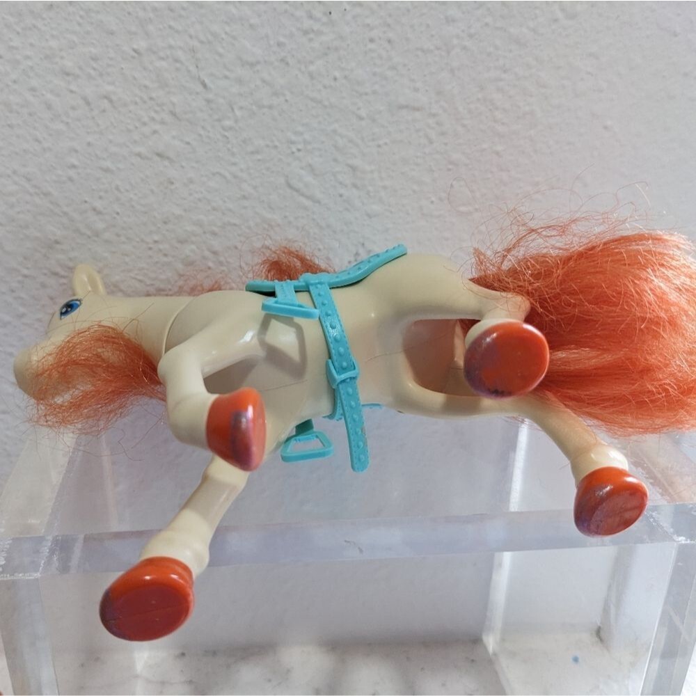 Barbie Hugs N' Horses Playset, Incomplete - Picture 14 of 14